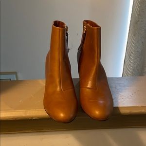 DKNY boots